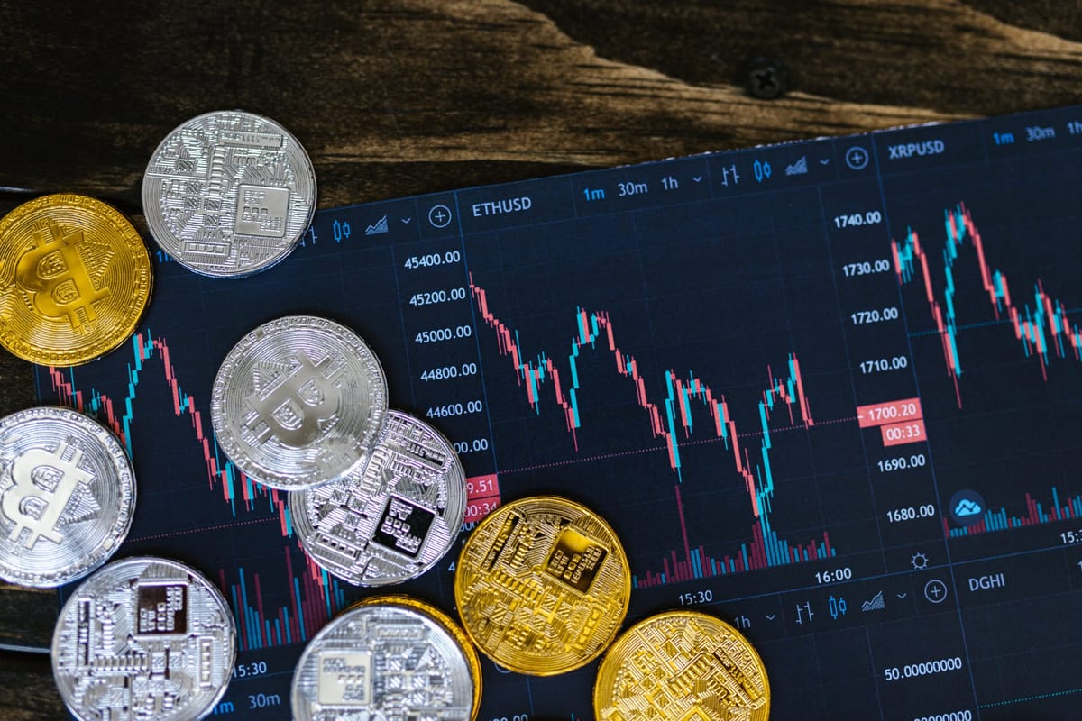 A Comparison between Stocks Vs. Gold Investment
