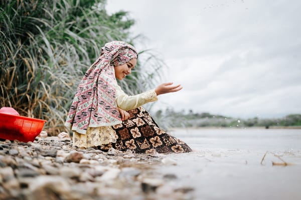 Safety Tips for Muslim Women Traveling Solo
